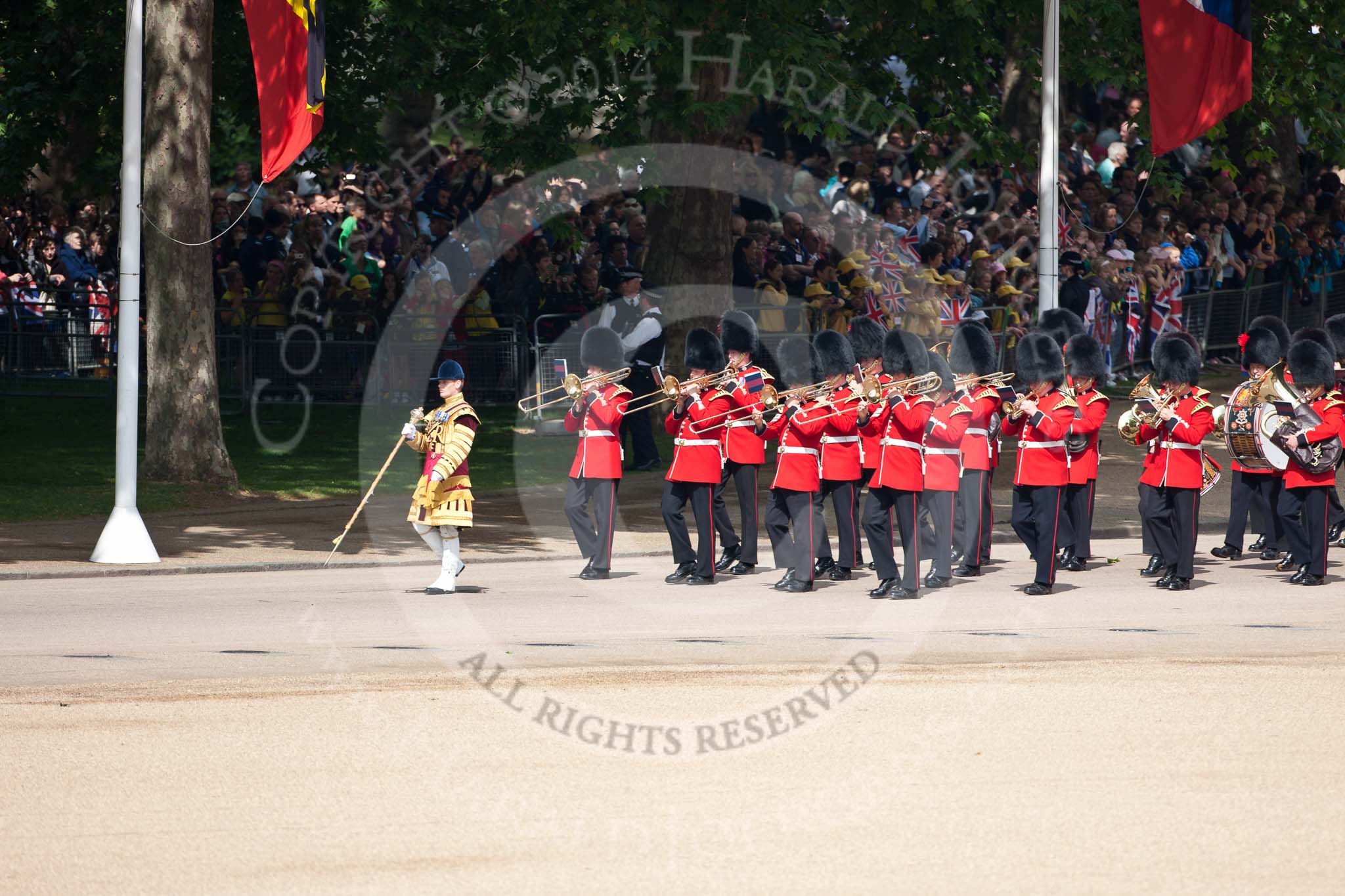 Trooping the Colour 2009: Drum Major S O'Brien, Welsh Guards, leading the Band of the Coldstream Guards along St. James's Park towards Horse Guards Parade..
Horse Guards Parade, Westminster,
London SW1,

United Kingdom,
on 13 June 2009 at 10:19, image #30