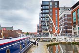 BCN Marathon Challenge 2014: A very modern footbridge over the Birmingham & Fazeley Canal at the Farmers Bridge locks, with old industry on the left..
Birmingham Canal Navigation,


United Kingdom,
on 23 May 2014 at 14:14, image #22