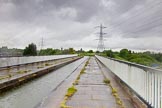 BCN Marathon Challenge 2014: Concrete through aqueduct over the M5 motorway.
Birmingham Canal Navigation,


United Kingdom,
on 24 May 2014 at 15:06, image #142