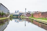 BCN 24h Marathon Challenge 2015: BCN New Main Line at Rabone Lane Bridge, with French Walls Basin Bridge on the left. Almost opposite, on the right, is the site of a former basin that served gas works.
Birmingham Canal Navigations,



on 23 May 2015 at 10:02, image #51