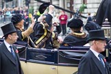 The Lord Mayor's Show 2011: The Worshipful Company of Fletchers (http://www.fletchers.org.uk/)..
Opposite Mansion House, City of London,
London,
-,
United Kingdom,
on 12 November 2011 at 12:09, image #707