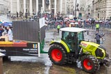 Lord Mayor's Show 2013: 46-Modern Livery Companies- Farmers.
Press stand opposite Mansion House, City of London,
London,
Greater London,
United Kingdom,
on 09 November 2013 at 11:25, image #580